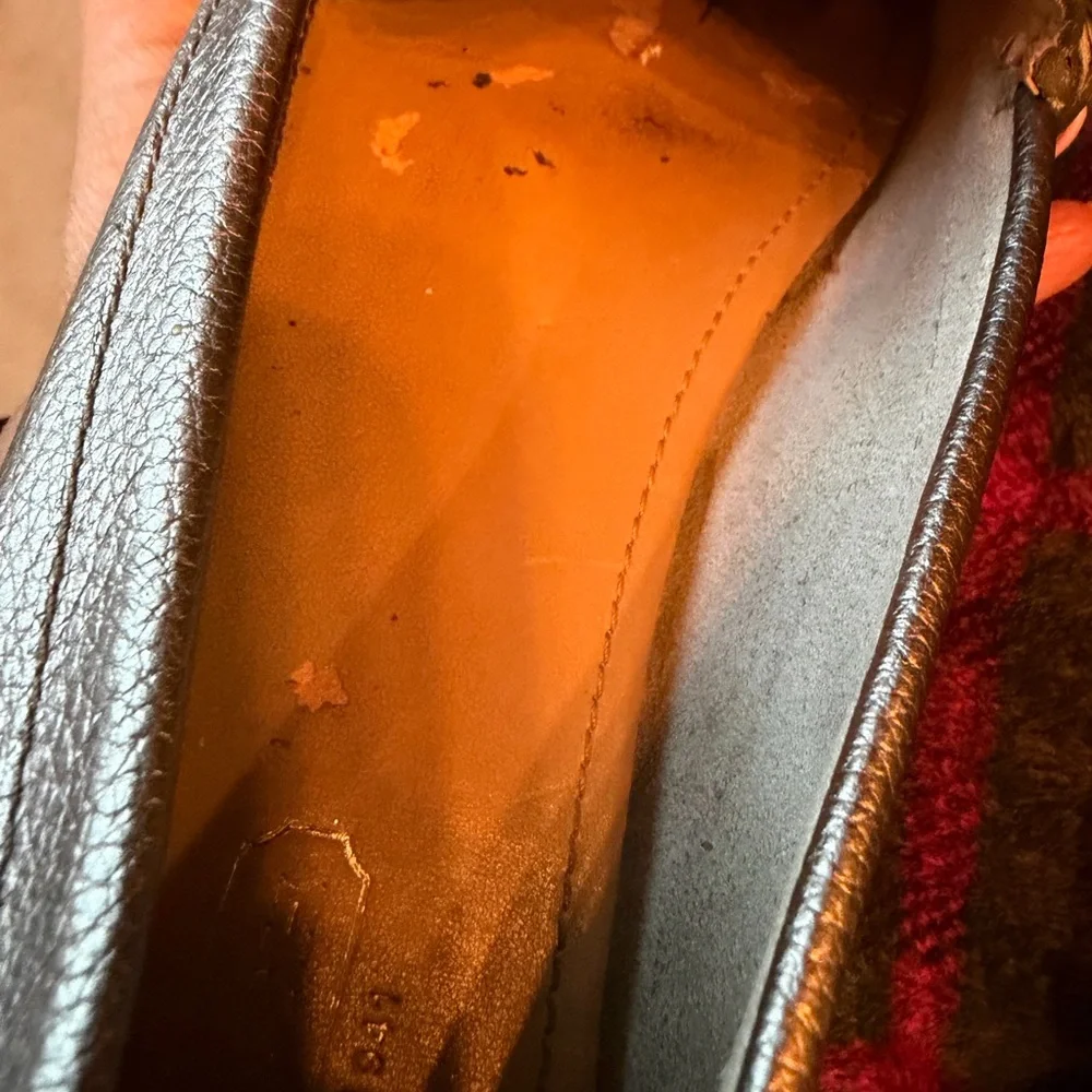 Coach Frederica Loafers – Metallic Gunmetal
Size 7.5 (EU 38) | Style #72000 - Picture 7 of 9